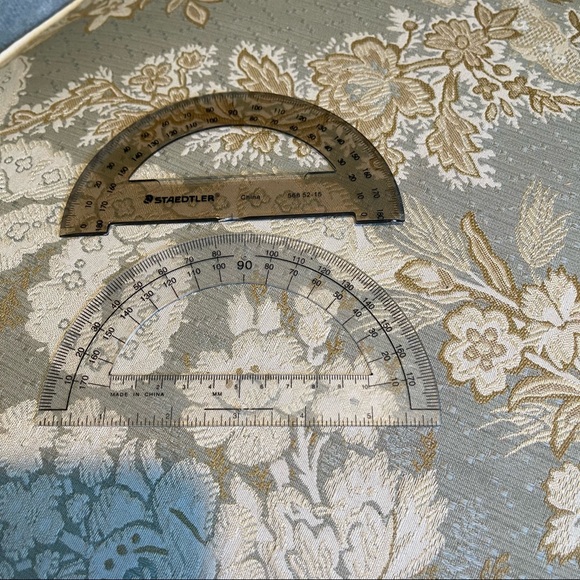 Bundle of 2 Plastic Protractors - Picture 3 of 3